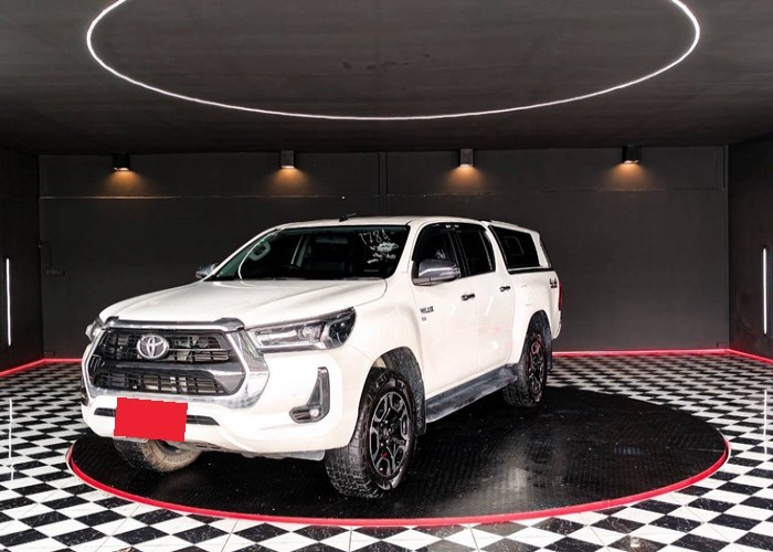 TOYOTA