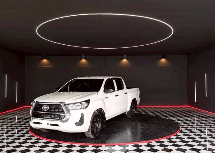 TOYOTA