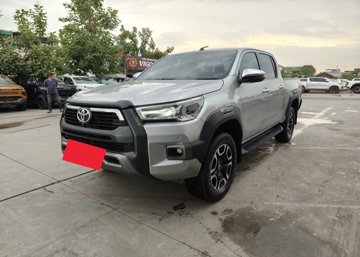 TOYOTA