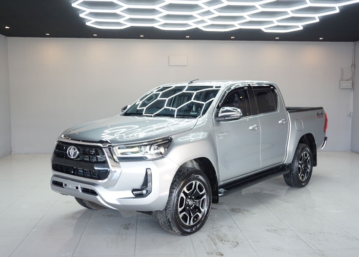 TOYOTA