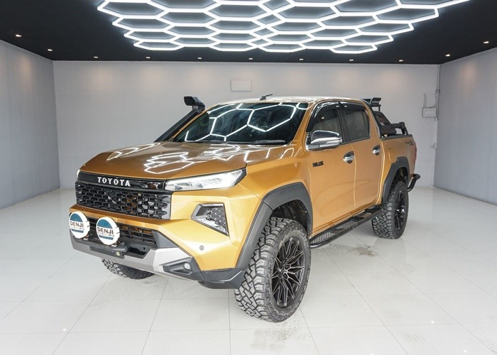 TOYOTA