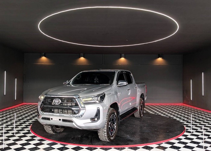 TOYOTA