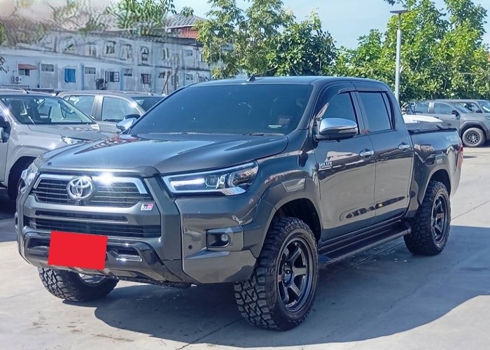 TOYOTA