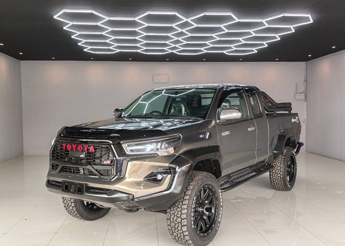 TOYOTA