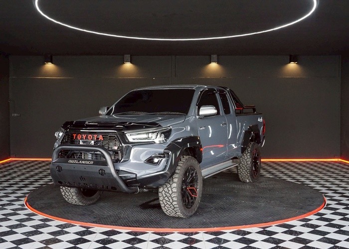 TOYOTA